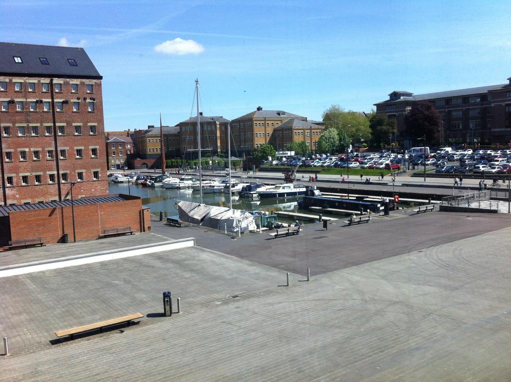 Barge Arm, The Docks Apartment Gloucester Exterior photo